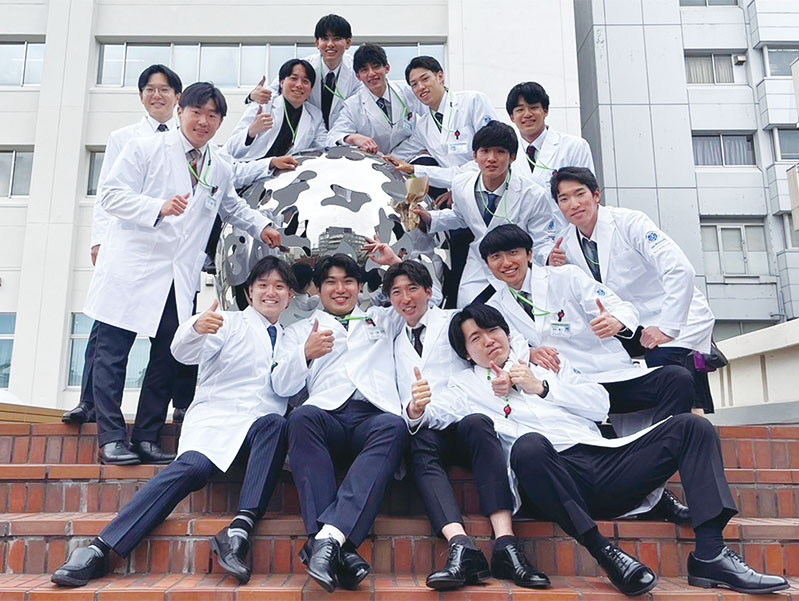 学年を越えた学生間の繋がりも強く、互いに高め合える雰囲気がある