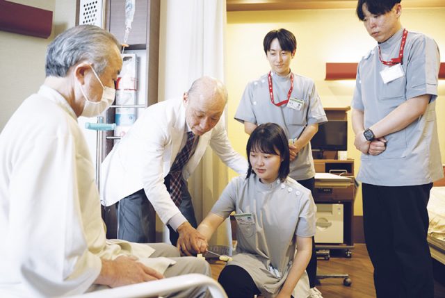 脳神経内科での実習風景