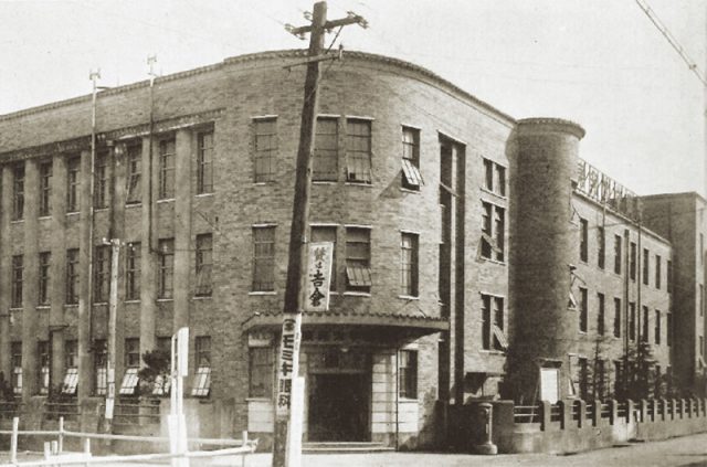 旧附属病院本館