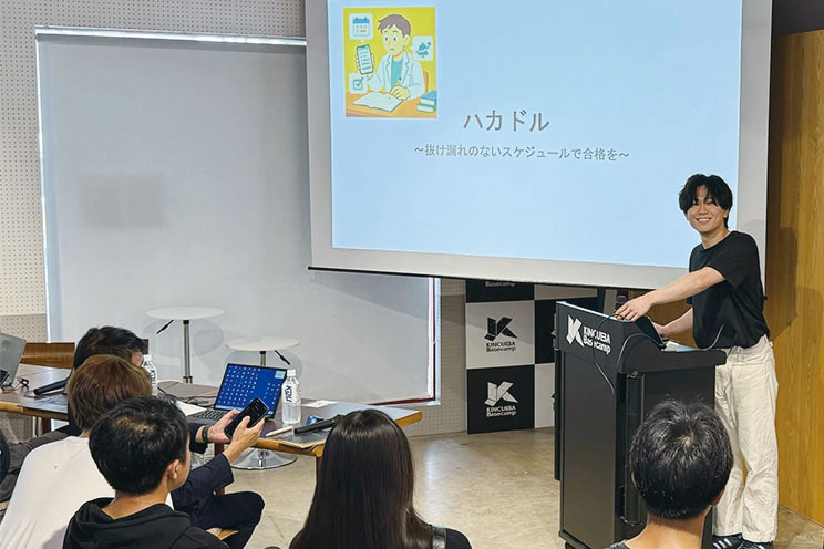 知識と実践を結びつけながら成長できる環境があります